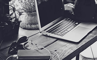 沃特金斯：参加完整的季前赛让我感觉良好 我们新赛季有远大目标